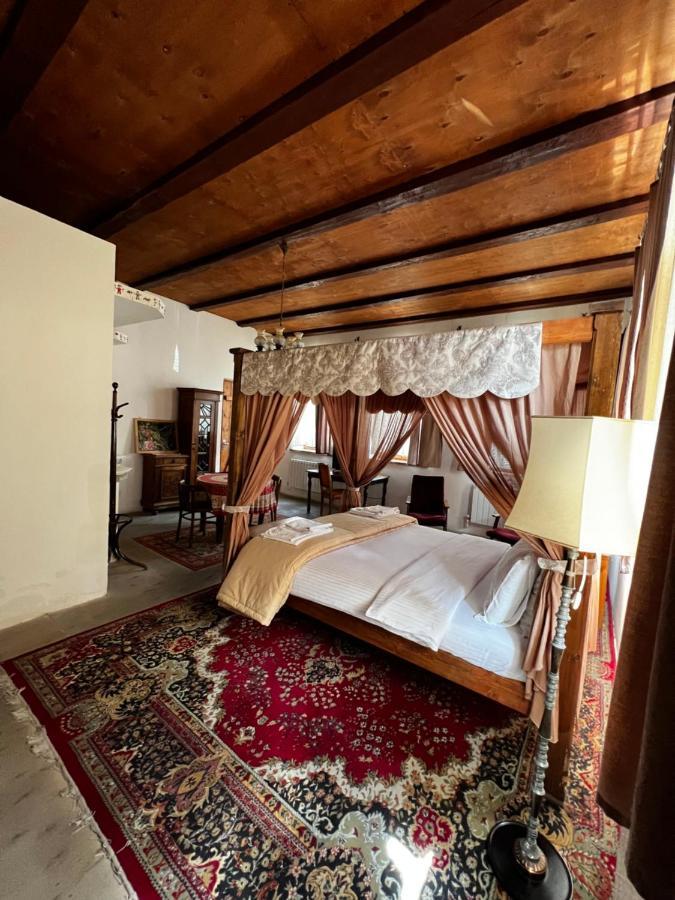 Villa Kars Gyumri ภายนอก รูปภาพ