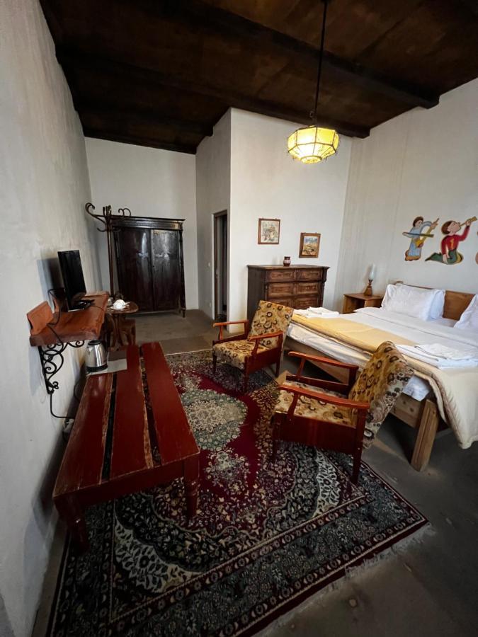 Villa Kars Gyumri ภายนอก รูปภาพ