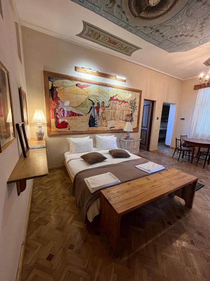 Villa Kars Gyumri ภายนอก รูปภาพ