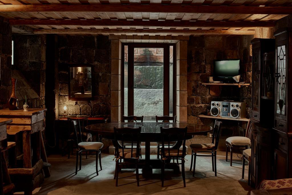 Villa Kars Gyumri ภายนอก รูปภาพ